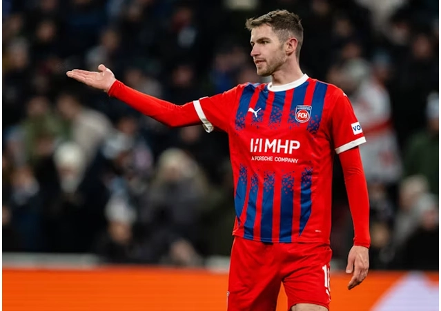 Heidenheim đang xếp thứ 16 trên BXH Bundesliga mùa này.