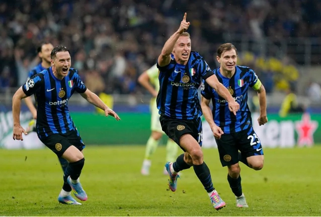 Người hùng Davide Frattesi biết trước Inter Milan sẽ đánh bại Barca.