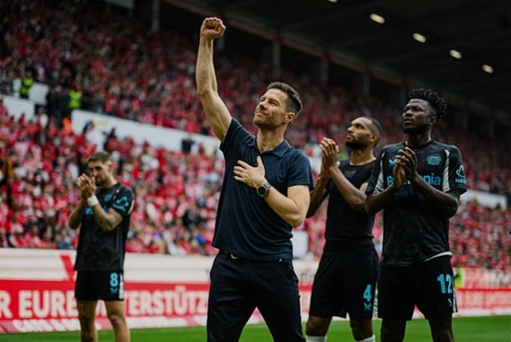 Leverkusen lập kỷ lục trong ngày chia tay Xabi Alonso