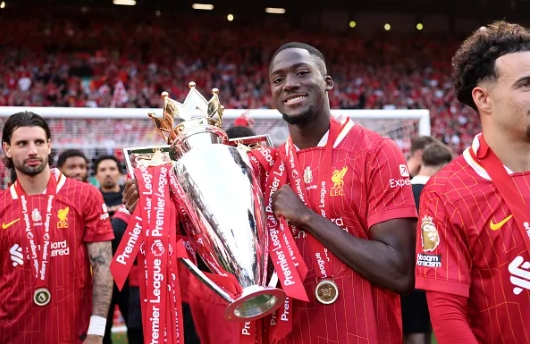 Ibrahima Konate chỉ còn hợp đồng 12 tháng với Liverpool.
