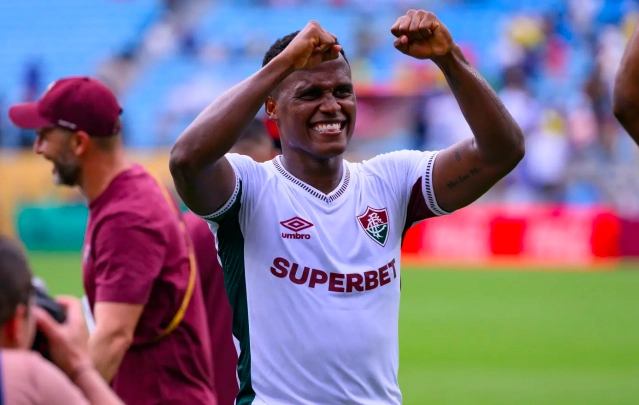 Jhon Arias góp công lớn giúp Fluminense đánh bại Inter.